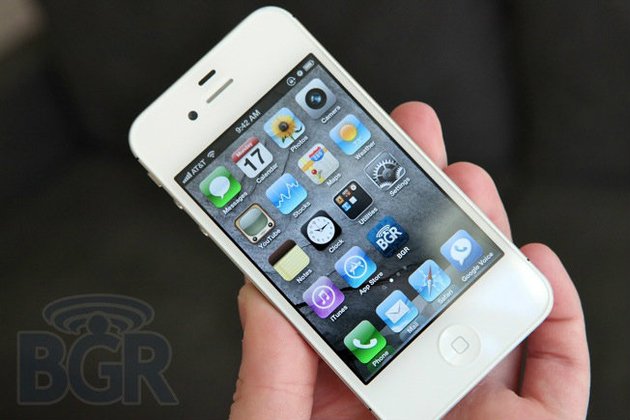 โดนบ้าง! Apple โดนฟ้อง ขโมยเทคโนโลยีเสียง ไปใช้บน iPhone, iPad ของตนเอง!?