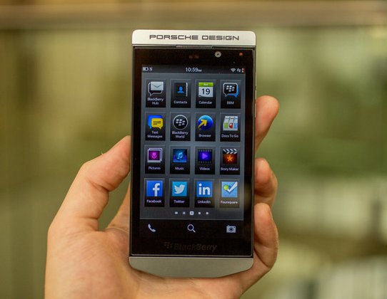 Z10 Porsche Design 21 พฤศจิกายนนี้ ที่ราคาประมาณ 72,500 บาท