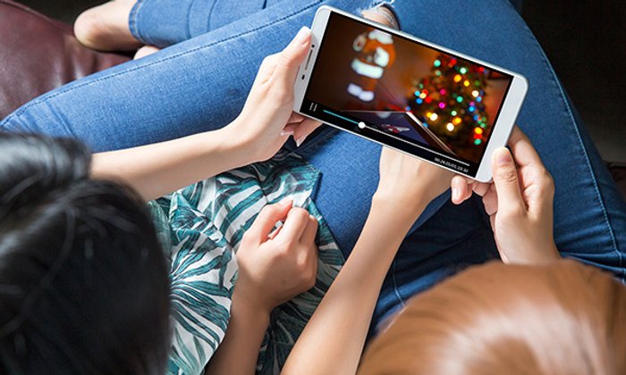 Lenovo PHAB แฟบเล็ตหน้าจอใหญ่สำหรับประสบการณ์ความบันเทิงที่เหนือระดับ