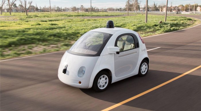 อุบัติเหตุครั้งแรก รถยนต์ไร้คนขับของ Google วิ่งไปชนรถประจำทาง