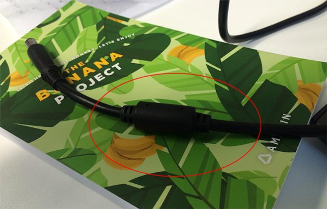 เฉลย!! ก้อนดำ ๆ ที่อยู่บนสาย USB มีหน้าที่ทำอะไร