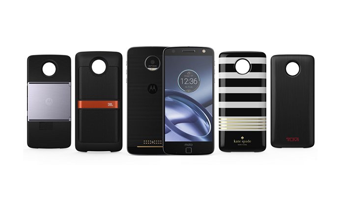 Moto กัด iPhone เกี่ยวกับนวัตกรรมบนมือถือที่ไม่มีตั้งแต่ปี 2007 ในโฆษณาชุดใหม่