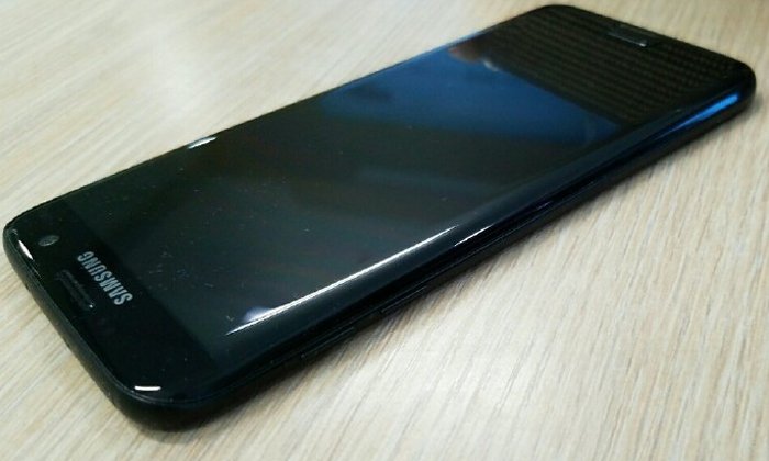 ยลโฉม Samsung Galaxy S7 edge สีดำเวอร์ชั่นใหม่ ก่อนวางขายจริงเดือนธันวาคม
