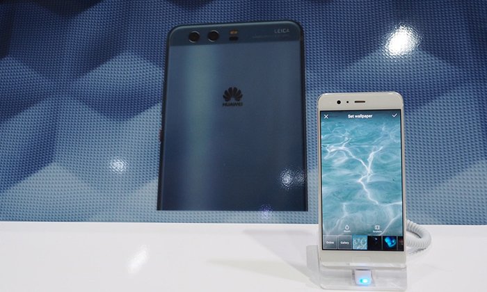 มาแล้ว Huawei P10 และ P10 Plus จัดเต็มทีด้วยกล้องหน้าหลังจาก Leica