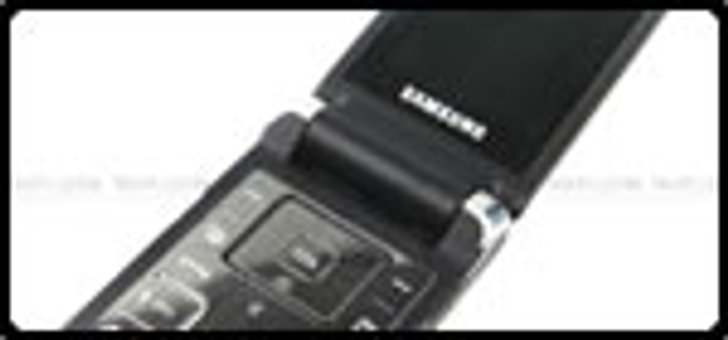 Samsung S3600 ฝาพับเรียบหรู งานประกอบเนี้ยบๆ