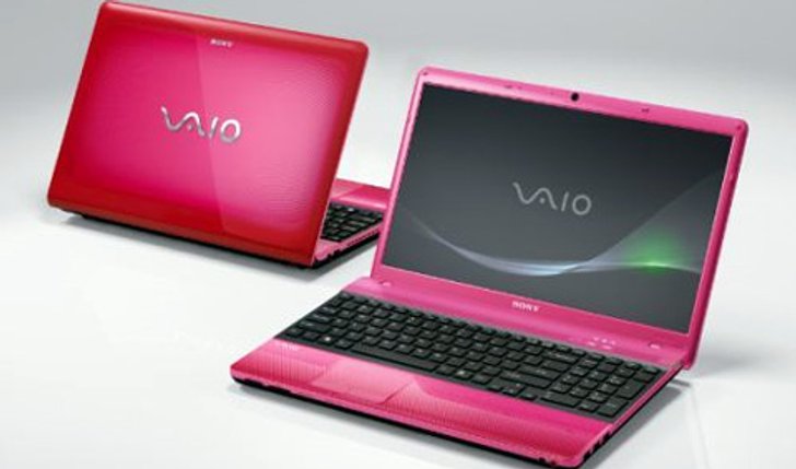 Sony Vaio E โน้ตบุ๊ก Core i3 สีสันสดใส