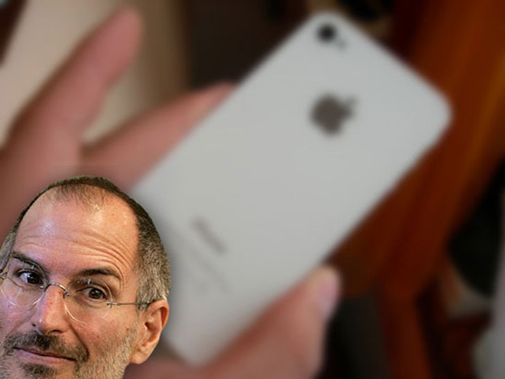 วัยรุ่นหัวใสผลิต iPhone 4 สีขาวขายเอง!