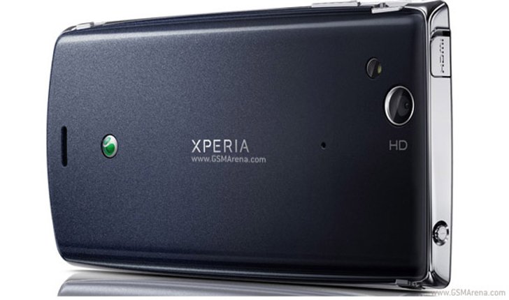 Sony Ericsson Xperia Arc แอนดรอยด์ 2.3 ที่มาพร้อมเทคโนโลยี BRAVIA Engine