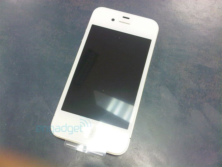 Vodafone หลุดขาย iPhone 4 สีขาวให้ลูกค้า!!!?