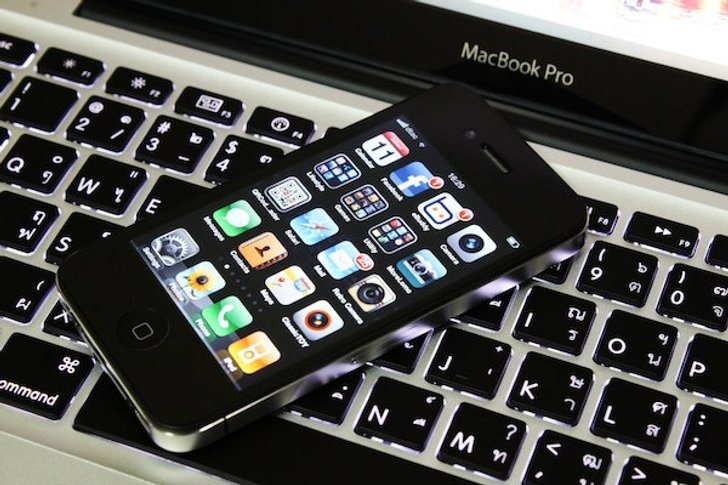 4 เหตุผลน่ารู้! ที่ไม่ควรซื้อ iPhone 4 ในงาน Thailand Mobile Expo Showcase 2011