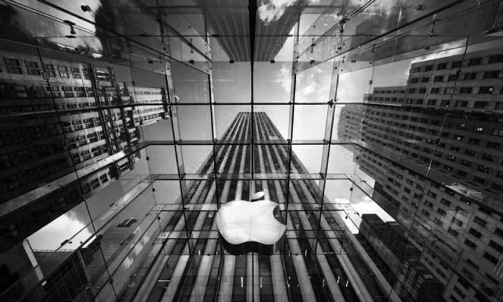 คุณรู้หรือไม่ว่าผู้บริหารของ บริษัท Apple มีเงินเดือน ปีละเท่าไหร่ ?