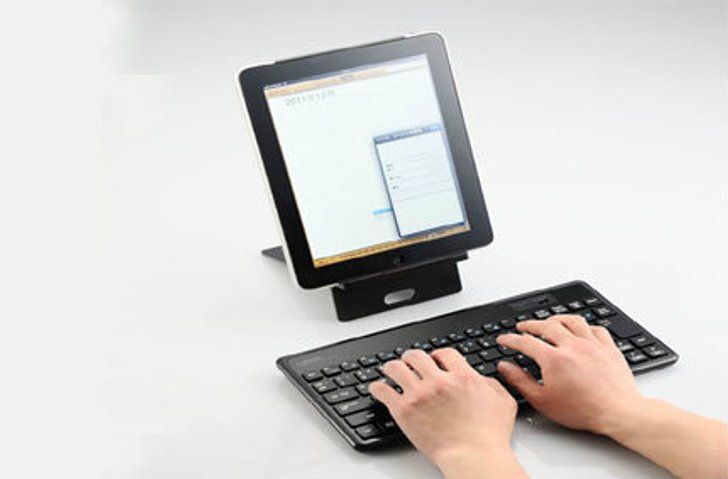 Elecom TK-FBM036 แท่นวางพร้อมคีย์บอร์ดบลูทูธไร้สายเพื่อใช้งานกับแท็บเล็ต