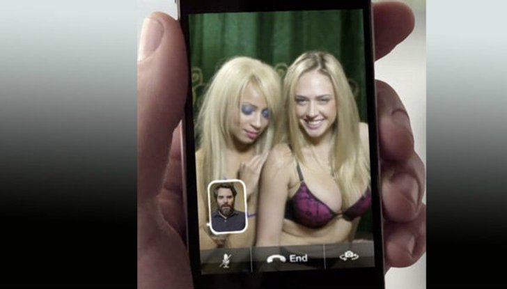 (18+) ชาวคุกไทยฮิต iPhone เครื่องละ 100,000 บาทไว้เล่นสยิวกับสาวๆด้วย FaceTime!