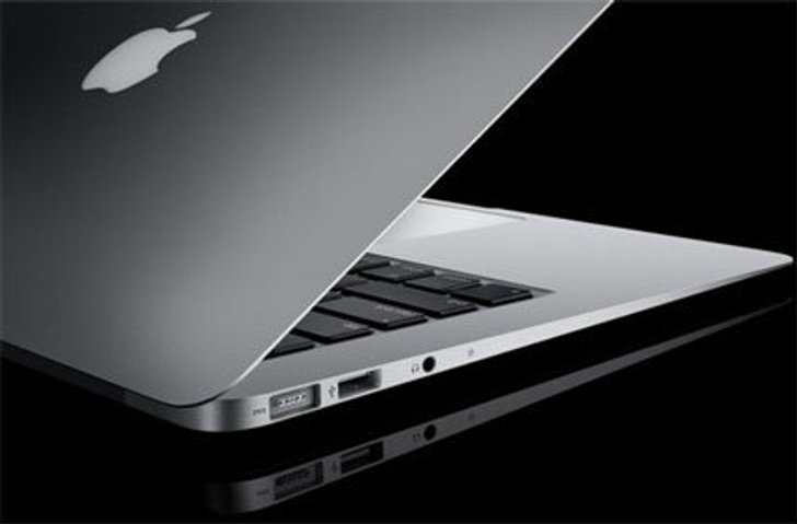 MacBook Air และ MacBook Pro อาจจะยุบรวมกัน