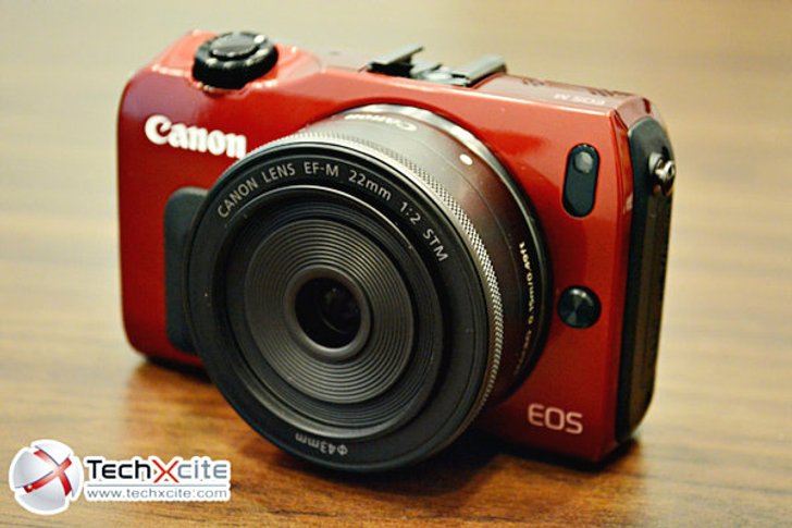 Canon EOS M สุดยอดกล้อง Mirrorless พร้อมหน้าจอ Touchscreen จาก Canon