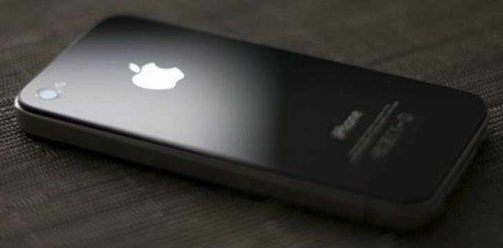 ราคา iPhone รุ่นถูกกว่าเปิดออกมาแล้ว