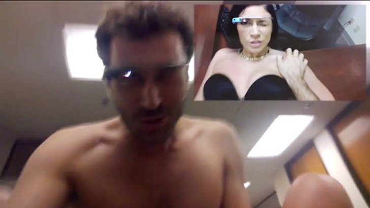 วีดีโอตัวอย่างการใช้ Google Glass ถ่ายหนังโป๊ที่ทั้งฮาทั้งหื่น