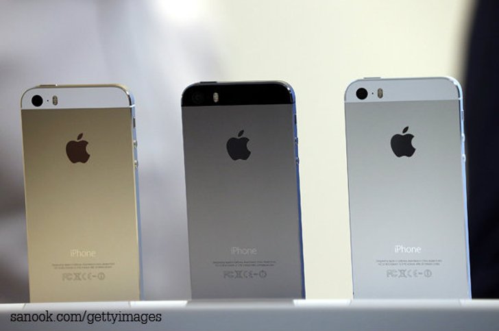 สถิติใหม่! แอปเปิลขาย iPhone 5s/5c ได้ 9 ล้านเครื่องใน 3 วัน, iOS 7 อัพเดตแล้ว 200 ล้านเครื่อง