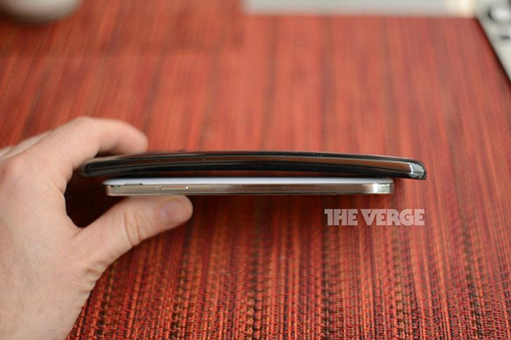 LG G Flex เปิตตัวอย่างเป็นทางการแล้ว