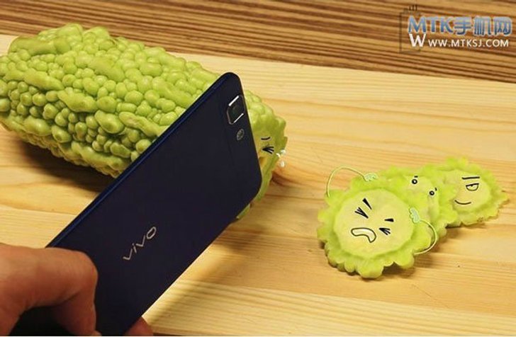 เปิดตัวภาพทีเซอร์ Vivo X3 สมาร์ทโฟนบางที่สุดในโลก ใช้เป็นมีดหั่นผัก
