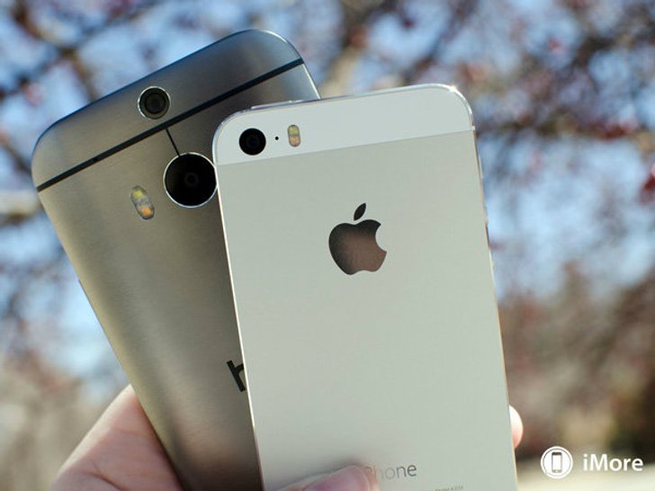 เทียบกันชัดๆ ภาพถ่ายจากกล้อง iPhone 5S กับ HTC One M8 แบบไหนดีกว่า ?