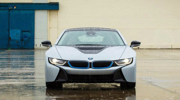 เผยโฉม BMW ปรับลุคใหม่ไฟหน้าเลเซอร์และไฟท้าย OLED สว่าง สวยคม