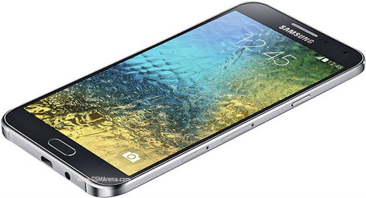 เซอร์ไพรส์!! พบกับ Samsung Galaxy E7 ในงาน TME