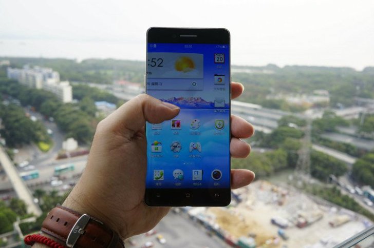 หลุดสมาร์ทโฟนปริศนาคาดเป็นรุ่น Oppo R7