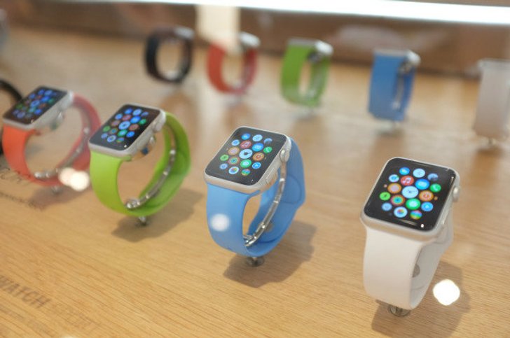 Apple Watch ถูกสั่ง Pre-Order กว่าล้านเรือนในอเมริกาในวันแรก