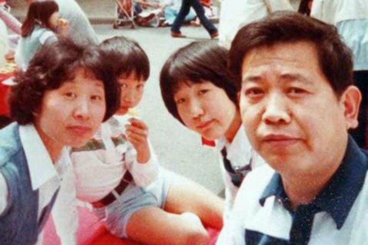 เชื่อหรือไม่? ไม้Selfie ที่นิยมในยุคนี้จริงๆเกิดขึ้นมาในยุค 80
