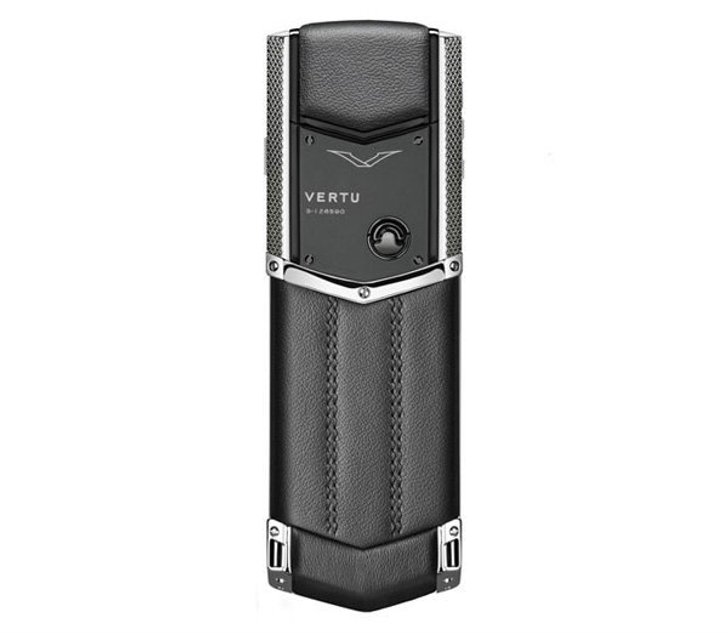 ยังอยู่ Vertu Signature for Bentley สมาร์ทโฟนสุดหรู ราคาเพียง 7 แสนต้นๆ
