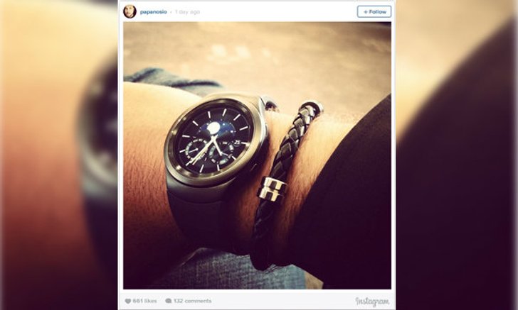 ผู้บริหารซัมซุงโชว์สมาร์ทวอทช์รุ่นใหม่ Gear S2 ก่อนเปิดตัวจริงในงาน IFA