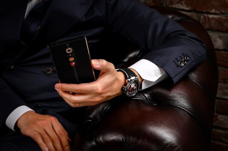 ลัมโบร์กีนี Lamborghini เปิดตัว Alpha-One สมาร์ทโฟนสุดหรู ราคาแพงไม่แพ้รถยนต์