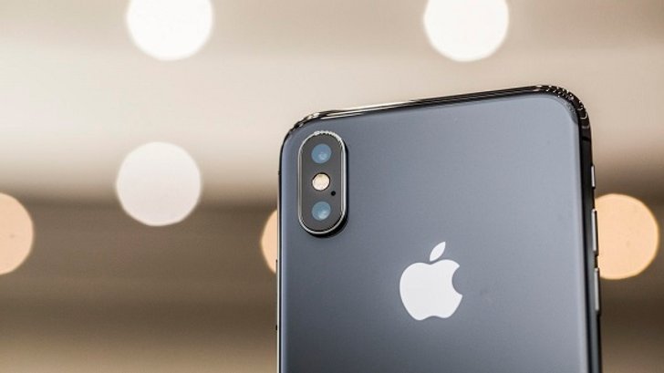 1 ฟีเจอร์สำคัญที่ iPhone X ไม่มี แต่สมาร์ทโฟน Android มี