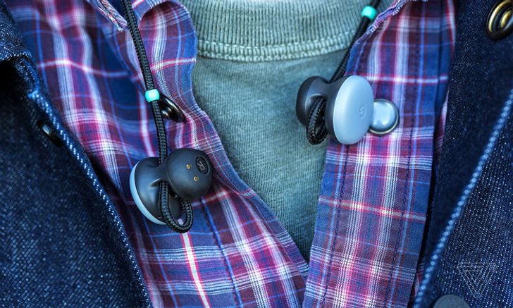 ล่ามมีหนาว Google เปิดตัว Pixel Buds หูฟังไร้สายเขย่าโลกแปลภาษาได้แบบเรียลไทม์