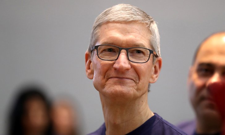 Tim Cook เผย Apple ไม่ได้เลือกจีนเป็นฐานการผลิตเพราะ “ค่าจ้างต่ำ”