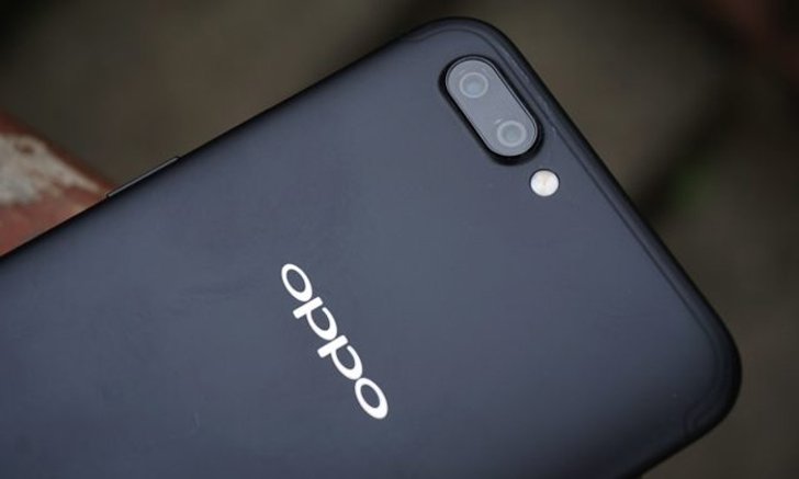 ยุคนี้ต้องแหว่ง! Oppo R15 และ R15 Plus มาพร้อมรอยบากแบบ iPhone X แน่นอน!