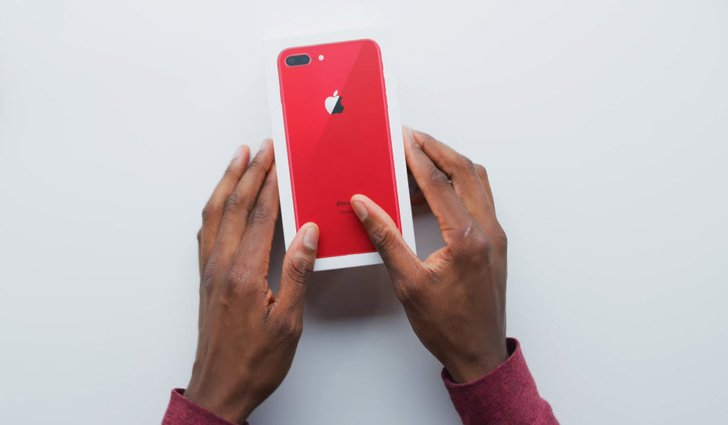 Iphone 8 Plus Red Youtuber 002