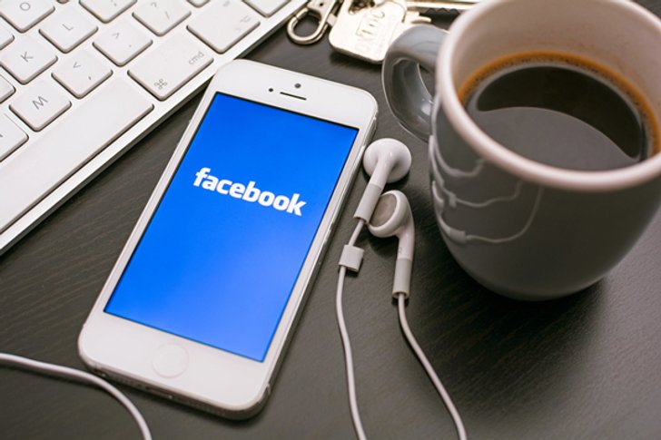 Facebook ครองอันดับ 1 แอพยอดนิยมบนสมาร์ทโฟน ประจำปี 2015