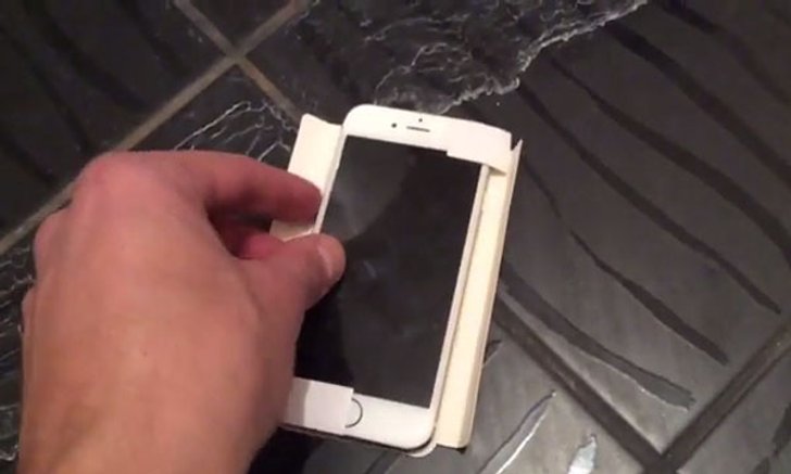 สื่อนอกเผยคลิปหลุด ของ iPhone ขนาด 4 นิ้ว เหมือน iPhone 6 ย่อส่วน