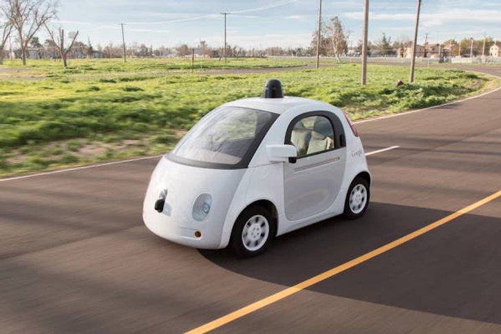 รถ Google ไร้คนขับ จะชาร์จพลังไฟฟ้าแบบไร้สายได้ด้วย