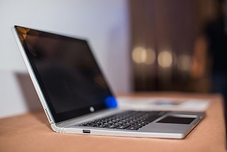 แค่แรงบันดาลใจ Onda เปิดตัว oBook 11 Pro เหมือน Surface Book แทบทุกมิติ
