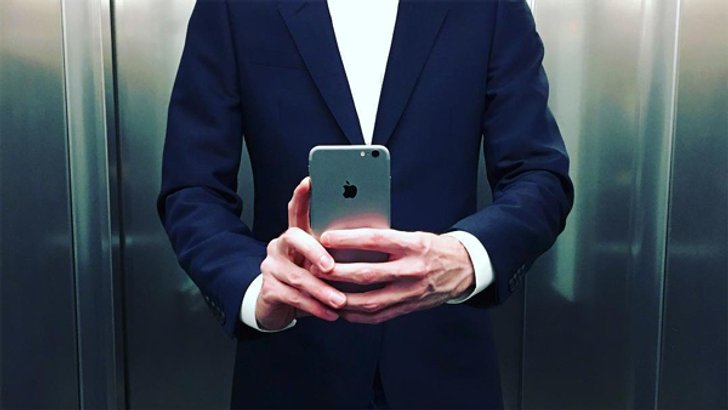 (ลือ)เมื่อหนึ่งในผู้บริหาร Apple ทำภาพ iPhone รุ่นใหม่หลุดคามือ
