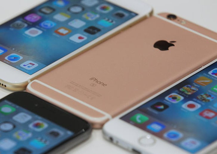 ตลกร้าย!! สื่อต่างประเทศบอกปีนี้อาจไม่ได้เห็น iPhone 7