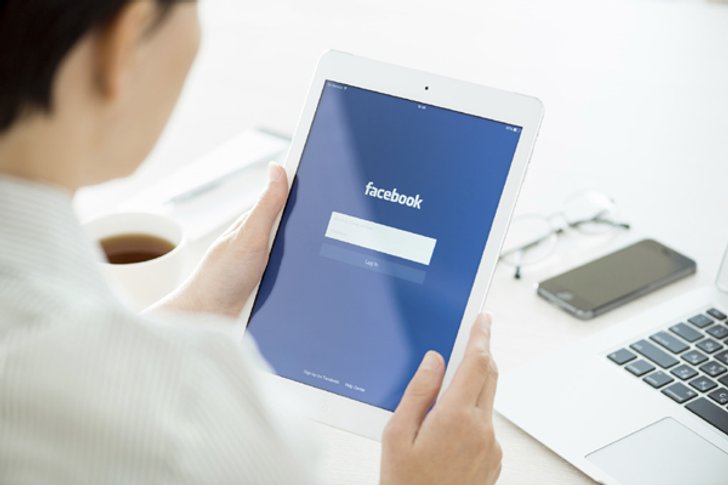 5 วิธีแนะนำการตั้งค่าการใช้งาน Facebook ใช้ Facebook อย่างไร ไม่ให้สูบแบต