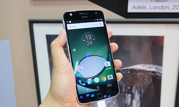 สาวกแห่จอง Moto Z กับ Moto Z Play ทะลักบูธ!! ในงาน Thailand Mobile Expo 2016