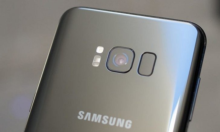หากอยากได้รูปสวยๆ จาก Samsung Galaxy S8 จะต้องเช็ดเลนส์ให้ใสก่อนนะ