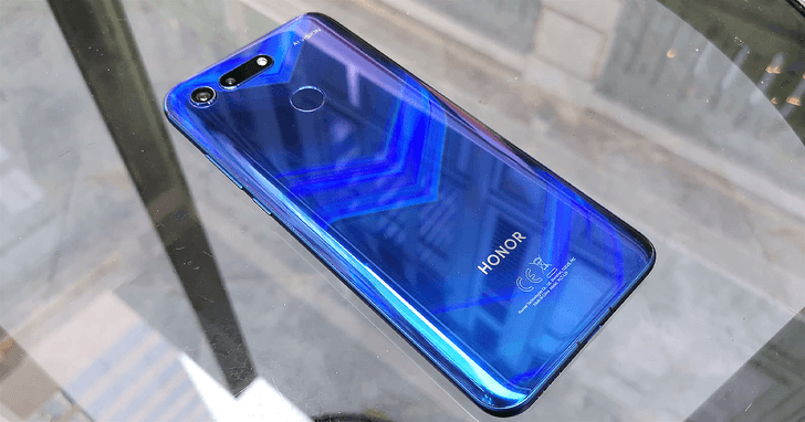 เปิดตัว "Honor View 20" กล้องเจาะรู 48 ล้าน, ชิป Kirin 980 สนนราคาเพียง 17,900 บาท!