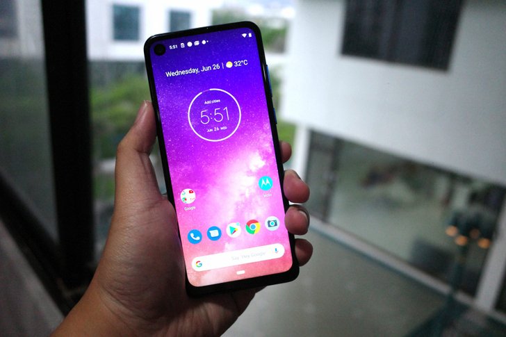 Motorola One Vision