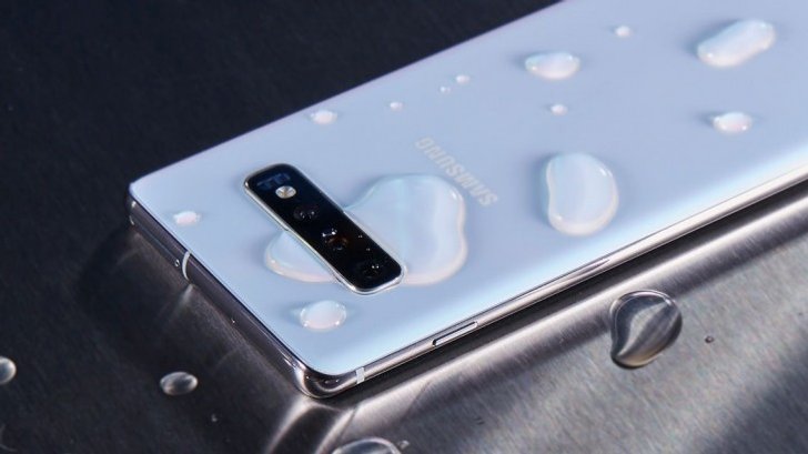Samsung ขึ้นศาล “ออสเตรเลีย” ข้อหา “ทำให้เข้าใจผิด” ว่ากันน้ำได้ทุกประเภท